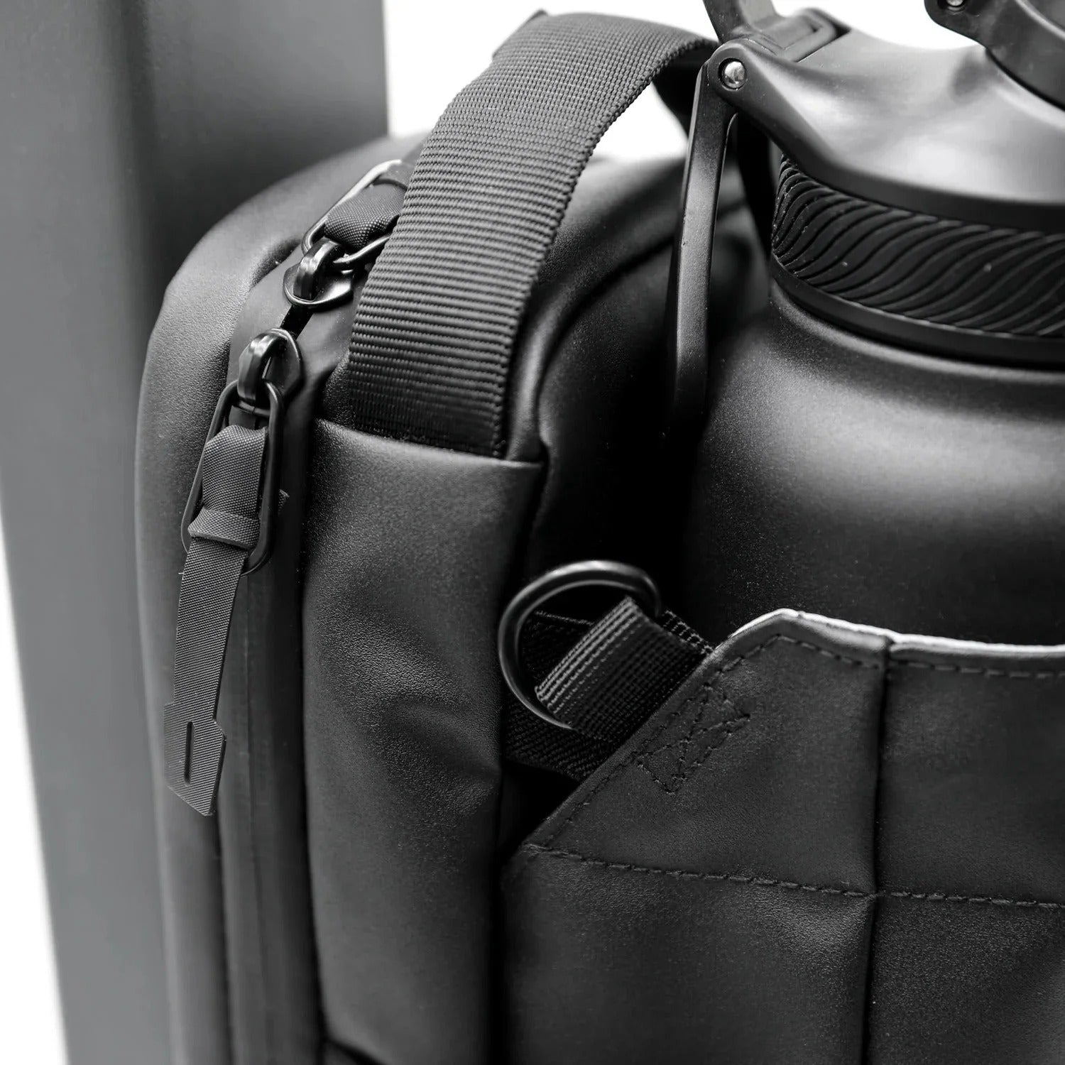 MAGNETIC BOTTLE BAG